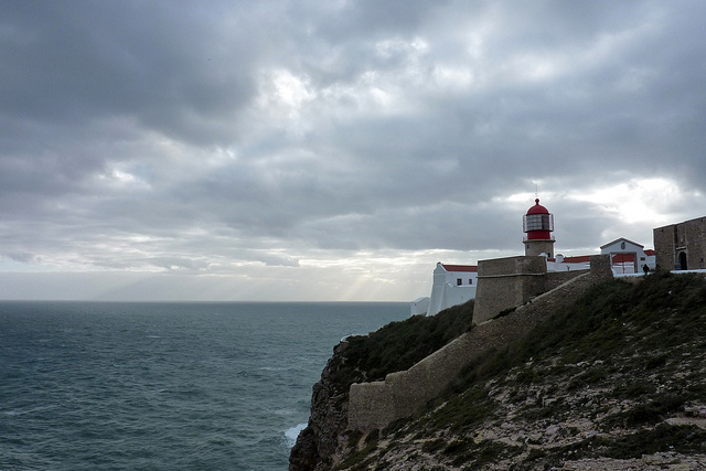 13462600383_fa69459199_z